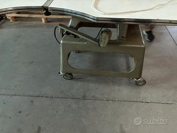 Taglierina elettrica x tessuti e tasselli