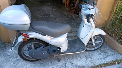 Aprilia Scarabeo 50