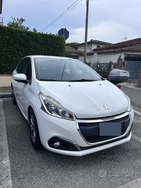 Peugeot 208 1.2 Active 5p (2017) - Solo 57000km