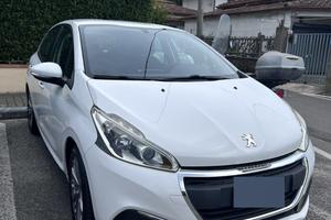 Peugeot 208 1.2 Active 5p (2017) - Solo 57000km