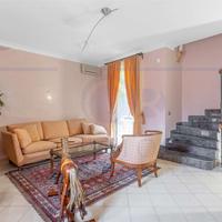 VILLA DI TESTA CON AMPIO GIARDINO