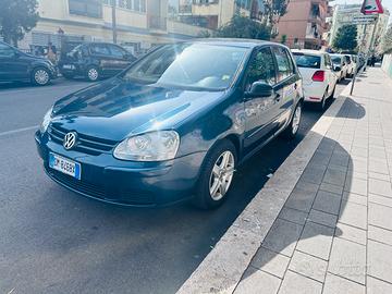 Golf 5 scam bio con tyota iq
