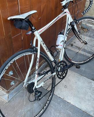 Bicicletta da corsa olmo deep
