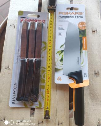 Coltelli da tavolo+coltello da cucina.