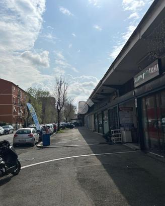 NEGOZIO A ROMA