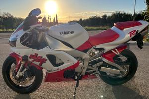 Yamaha YZF R1 - 1998