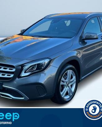 Mercedes-Benz GLA 200 D SPORT 4MATIC AUTO