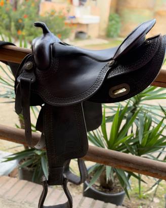 Sella Pool's modello round