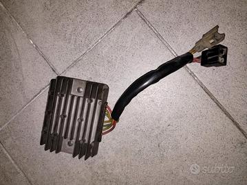 Regolatore di tensione ducati monster 620