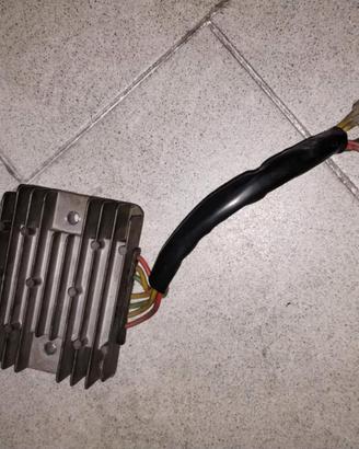 Regolatore di tensione ducati monster 620