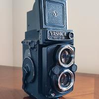 FOTOCAMERA YASHICA MAT-124 G