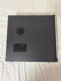 Computer fisso con scheda madre Asus, Nvidia GF210