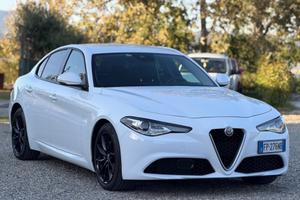 Alfa Romeo Giulia 2.2 Turbodiesel 150 CV AT8 Super