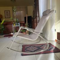 Sedia a dondolo in alluminio