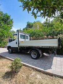 CAMION  IVECO DAILY  IN PERFETTE CONDIZIONI