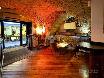 NEGOZIO A DESENZANO DEL GARDA