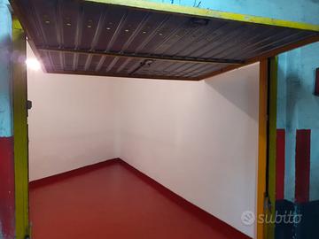 Box via Imbriani 220. Via Canfora