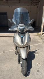 Piaggio Beverly 300 hpe