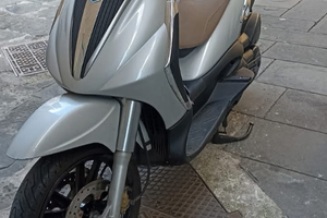 Piaggio Beverly 400 Tourer del 2008 con 39.000 km