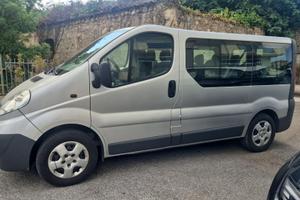 9 posti