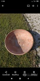 Ciotola per fiori in cotto.