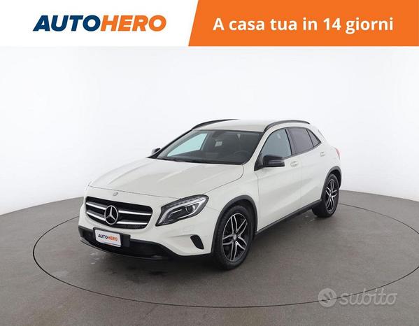 MERCEDES-BENZ GLA 200 VE92915