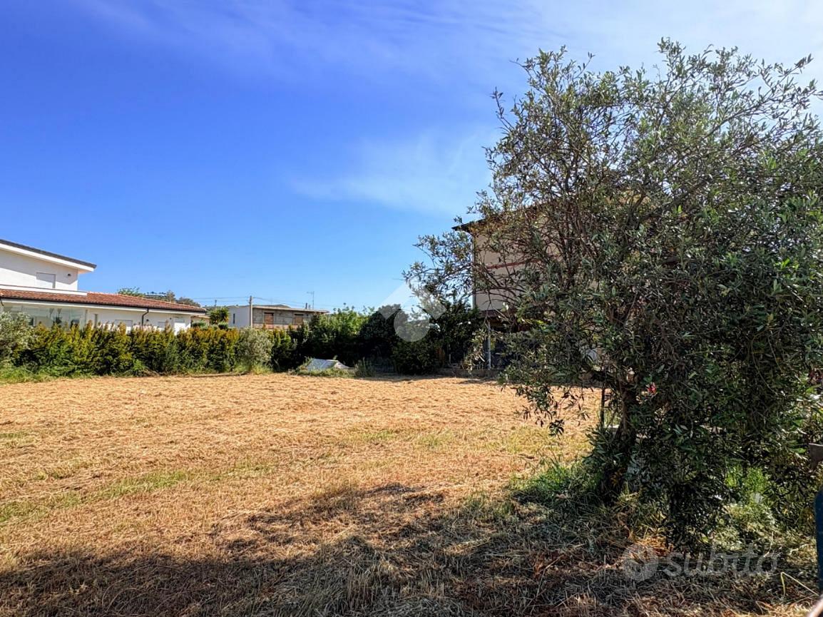 TER. RESIDENZIALE A BOTRICELLO - Vista 4