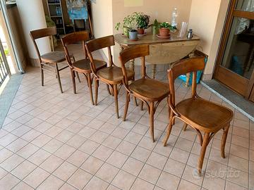 Set 5 sedie modello Thonet 