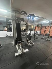 Pectoral machine