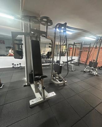 Pectoral machine