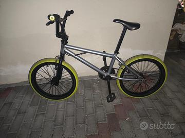 BMX dechatlon