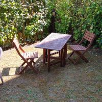 Tavoli + 2 sedie in legno Ikea