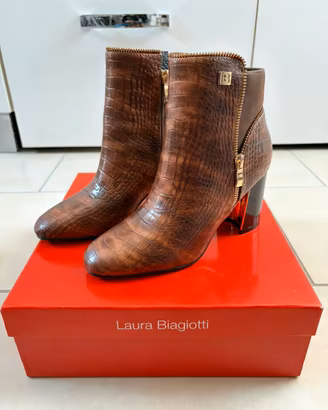 Stivali Coccodrillo Marrone, Laura Biagiotti