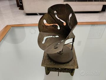 carillon vintage made in Hong kong