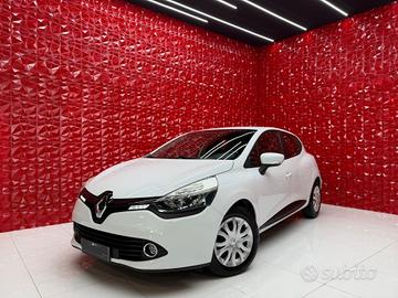 Renault Clio 1.2 75CV 5 porte Costume National UNI