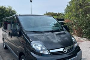 Opel vivaro 2.5 autoccarro