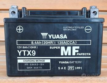Batteria Moto Yuasa YTX9