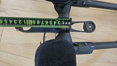 Manubrio in carbonio ENVE con aerobar e pipa