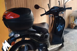 Scarabeo Aprilia nero 50cc