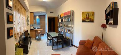 Cagliari, via Sicilia, appartamento ristrutturato