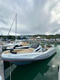 ZAR 95 Sport Luxury con 2 x 300 Hp Mercury