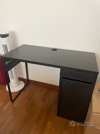Scrivania ikea