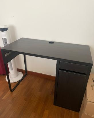 Scrivania ikea
