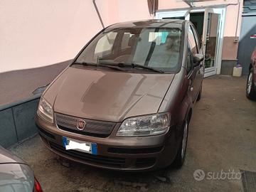 Fiat Idea 1.3 Multijet 16V Active