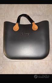 Borsa Obag Nera con manici corti modello classico