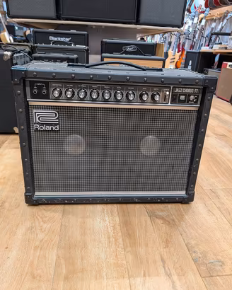 Amplificatore per chitarra Roland JAZZ CHORUS-77