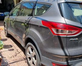 Ford Kuga problema riduzione trazione