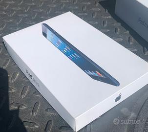 Ipad mini nero con accessori e scatola originali