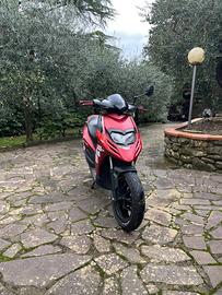 Aprilia SR 50 motard