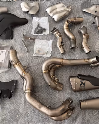 Scarico completo Akrapovic Ducati Streetfighter V4